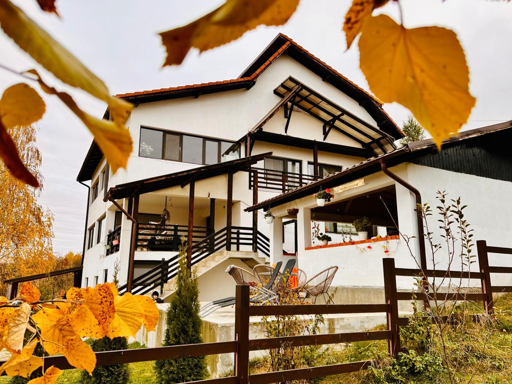 Pensiunea Gradina Ascunsa Bughea de Jos Exterior foto